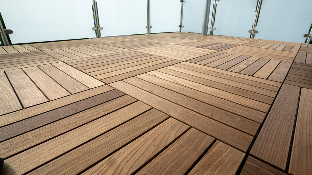 Laying Wood and WPC Decking Tiles - 5 Practical Tips